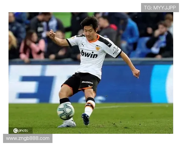 李嗣镕留洋三年零球零助攻 回国无人问津：畸形青训模式何时休？